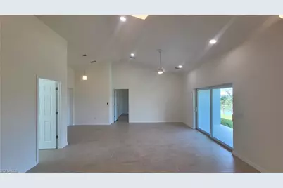 4016 NE 12th Ct, Cape Coral, FL 33909 - Photo 8