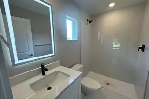 3433 NE 11th Pl, Cape Coral, FL 33909 - Photo 14