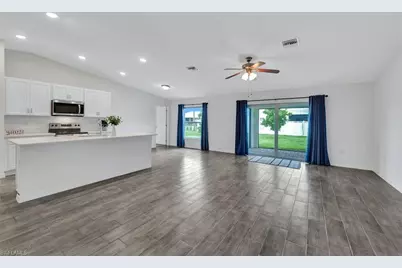 1314 SW 35th Ter, Cape Coral, FL 33914 - Photo 2