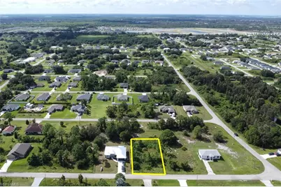 436 Raymer St, Lehigh Acres, FL 33974 - Photo 6