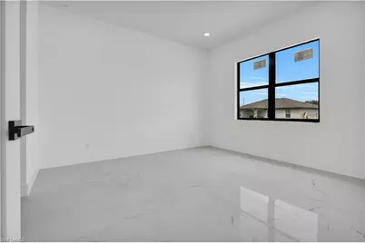 2817 NW 2nd St, Cape Coral, FL 33993 - Photo 10