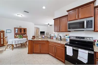 2117 SW 22nd Ct, Cape Coral, FL 33991 - Photo 14