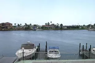 1714 Bikini Ct, Cape Coral, FL 33904 - Photo 2