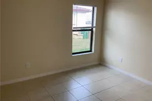 540-542 SE 6th Pl, Cape Coral, FL 33990 - Photo 10