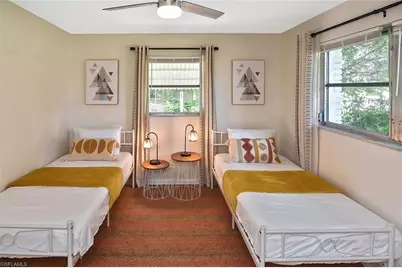 138 SE 30th St, Cape Coral, FL 33904 - Photo 8