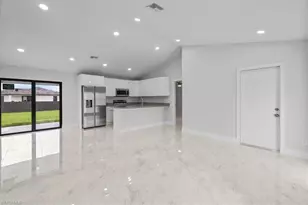 2906 68th St W, Lehigh Acres, FL 33971 - Photo 10