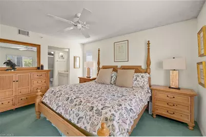 9900 Sunset Cove Ln #111, Fort Myers, FL 33919 - Photo 14