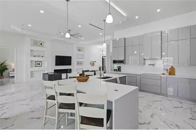 802 El Dorado Pkwy E, Cape Coral, FL 33904 - Photo 6