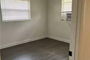 721 Burdick Ave, Fort Myers, FL 33905 - Photo 10