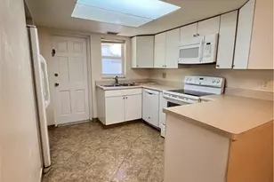 1825 Oak Ln, Fort Myers, FL 33901 - Photo 4