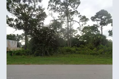 840 Naples Ave S, Lehigh Acres, FL 33974 - Photo 1