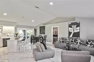 1713 NE 4th Ave, Cape Coral, FL 33909 - Photo 4