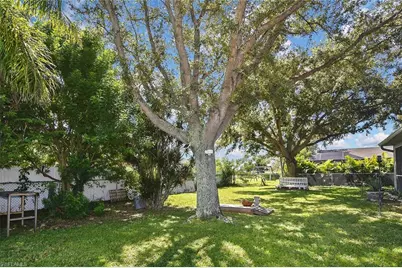 1713 NE 4th Ave, Cape Coral, FL 33909 - Photo 36