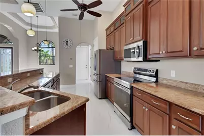 1911 SW 47th St, Cape Coral, FL 33914 - Photo 12