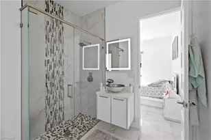 140 SE 16th St, Cape Coral, FL 33990 - Photo 24