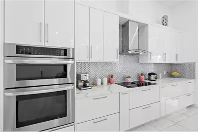 140 SE 16th St, Cape Coral, FL 33990 - Photo 8