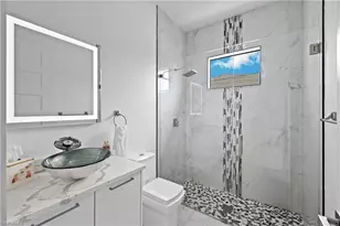 140 SE 16th St, Cape Coral, FL 33990 - Photo 22