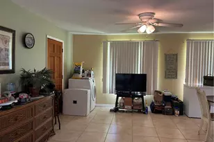 263 Kingston Dr, Fort Myers, FL 33905 - Photo 18