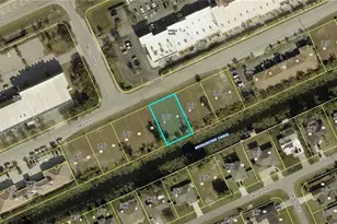 910 SW 4th St, Cape Coral, FL 33991 - Photo 1