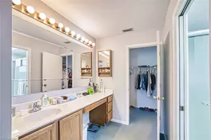 707 SE 9th Pl, Cape Coral, FL 33990 - Photo 16