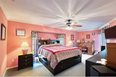 707 SE 9th Pl, Cape Coral, FL 33990 - Photo 14