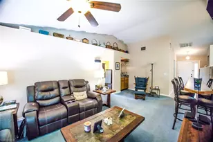 707 SE 9th Pl, Cape Coral, FL 33990 - Photo 12