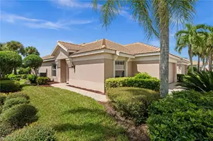 10028 Majestic Ave, Fort Myers, FL 33913 - Photo 4