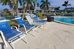 828 Victoria Dr, Cape Coral, FL 33904 - Photo 4