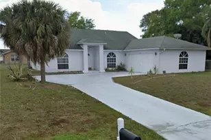 1208 SW 34th St, Cape Coral, FL 33914 - Photo 4