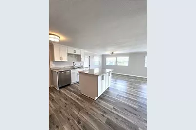 239 Tangerine Dr, Fort Myers, FL 33905 - Photo 6