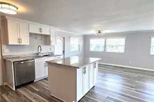 239 Tangerine Dr, Fort Myers, FL 33905 - Photo 6