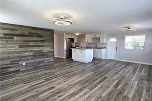 239 Tangerine Dr, Fort Myers, FL 33905 - Photo 8