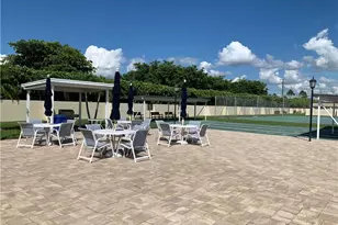 80 Mallard Ct, Fort Myers, FL 33919 - Photo 8