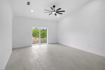 634 Knapp St, Lehigh Acres, FL 33974 - Photo 2