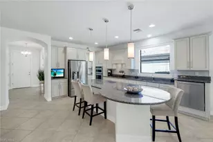 10870 Maitland Way, Fort Myers, FL 33913 - Photo 12
