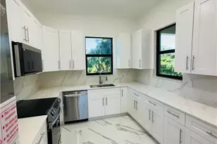 1013 Barcelona St E, Lehigh Acres, FL 33974 - Photo 10