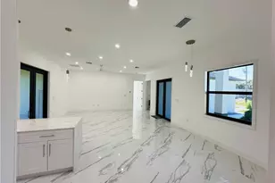 1013 Barcelona St E, Lehigh Acres, FL 33974 - Photo 14