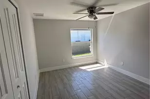 221 NW 29th Pl, Cape Coral, FL 33993 - Photo 8