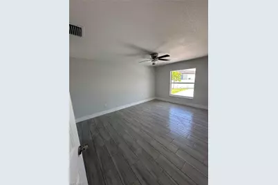 221 NW 29th Pl, Cape Coral, FL 33993 - Photo 18