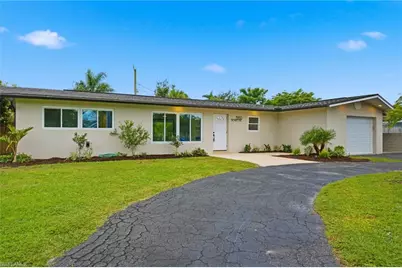 1560 Ricardo Ave, Fort Myers, FL 33901 - Photo 2