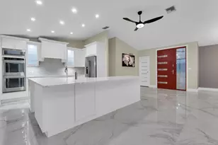 11981 Plantation Rd, Fort Myers, FL 33966 - Photo 14