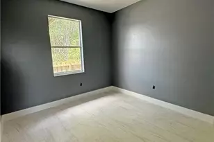 2103 French St, Fort Myers, FL 33916 - Photo 8