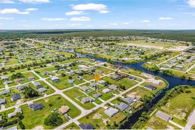 3904 NE 16th Pl, Cape Coral, FL 33909 - Photo 32