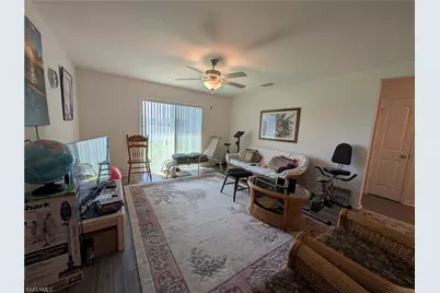 3904 NE 16th Pl, Cape Coral, FL 33909 - Photo 12