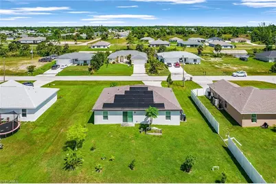 3904 NE 16th Pl, Cape Coral, FL 33909 - Photo 6