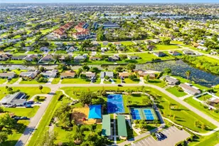 1010 NE 3rd St, Cape Coral, FL 33909 - Photo 50
