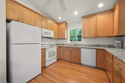 1846 Farm Trl, Sanibel, FL 33957 - Photo 14