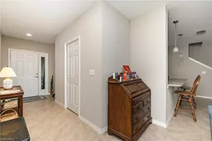 12518 Laurel Cove Dr, Fort Myers, FL 33913 - Photo 2