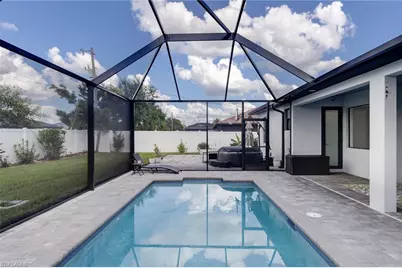 307 NE 6th Ter, Cape Coral, FL 33909 - Photo 24