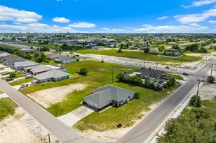 1304 NE 16th Terrace, Cape Coral, FL 33909 - Photo 30